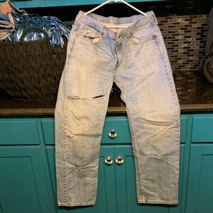 Levi's 569s Men's Light Blue Relaxed Jeans